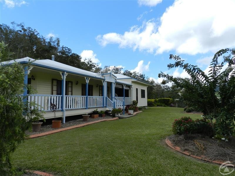 215 East Funnel Creek Road, Sarina Range QLD 4737