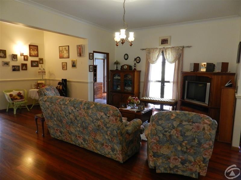 215 East Funnel Creek Road, Sarina Range QLD 4737