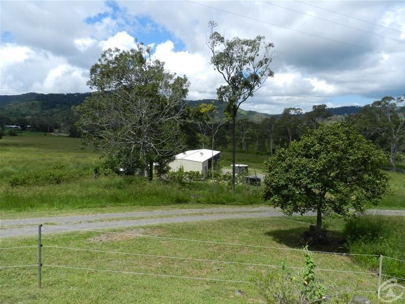 215 East Funnel Creek Road, Sarina Range QLD 4737