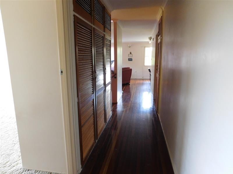 82 Range Road, Sarina QLD 4737