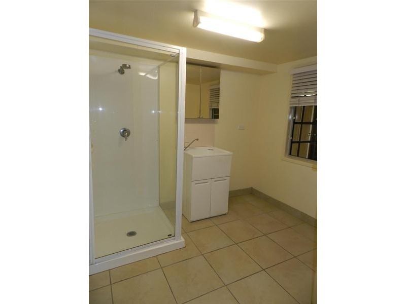 25 Range Road, Sarina QLD 4737