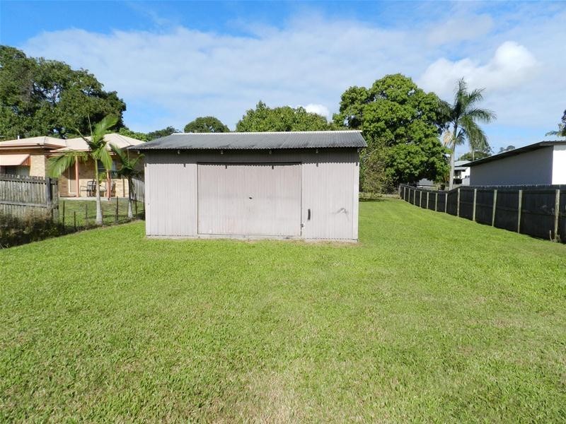 25 Range Road, Sarina QLD 4737