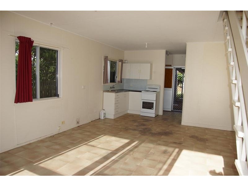 14-16 Owen Jenkins Drive, Sarina Beach QLD 4737