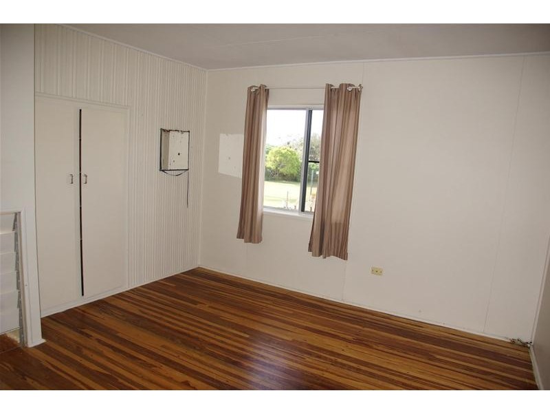 14-16 Owen Jenkins Drive, Sarina Beach QLD 4737