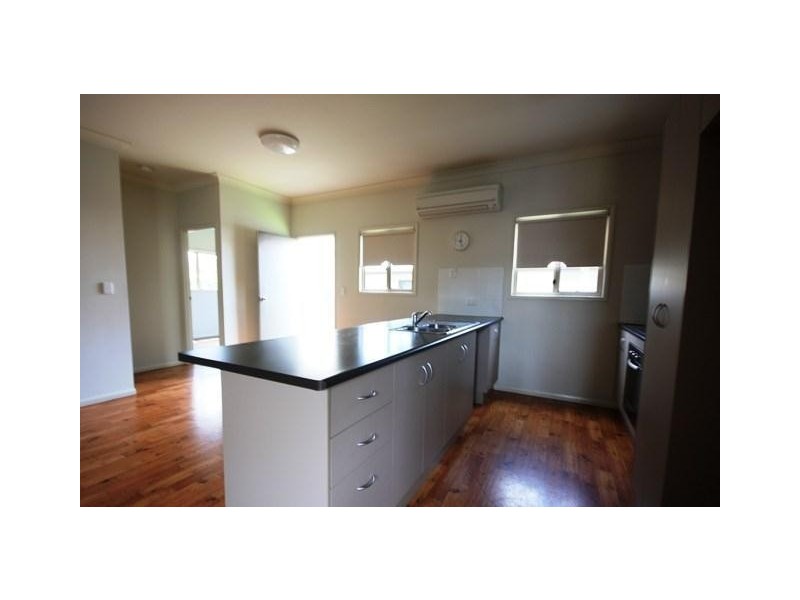 27 Vincent Street, South Mackay QLD 4740