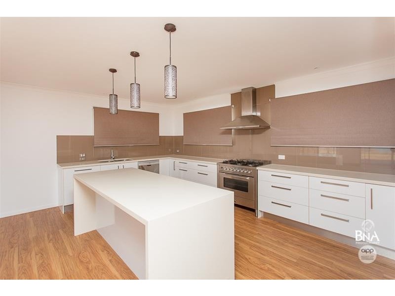 70 The Esplanade, Grasstree Beach QLD 4740