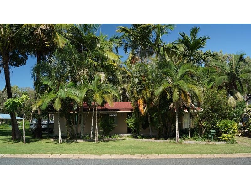 20 Deguara Avenue, Armstrong Beach QLD 4737