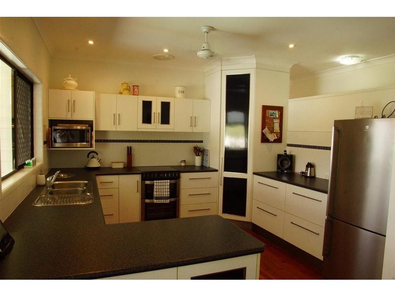 4 Campbell Street, Campwin Beach QLD 4737