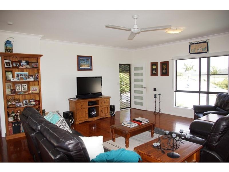 4 Campbell Street, Campwin Beach QLD 4737