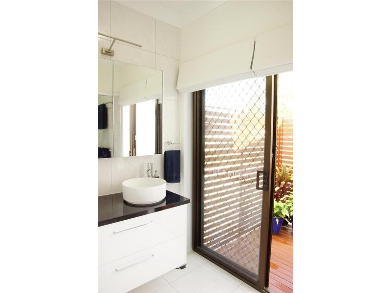 4 Campbell Street, Campwin Beach QLD 4737