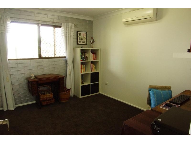 4 Campbell Street, Campwin Beach QLD 4737