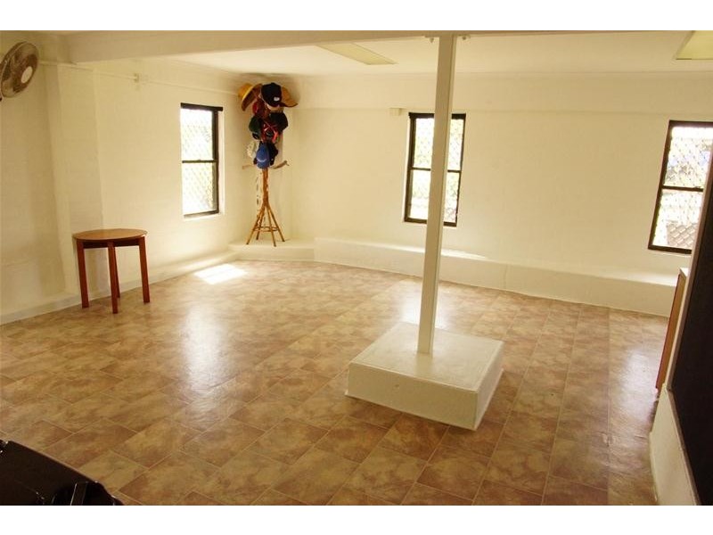 4 Campbell Street, Campwin Beach QLD 4737