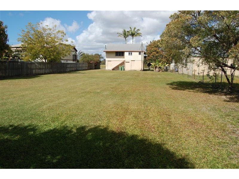 11 Brewers Road, Sarina QLD 4737