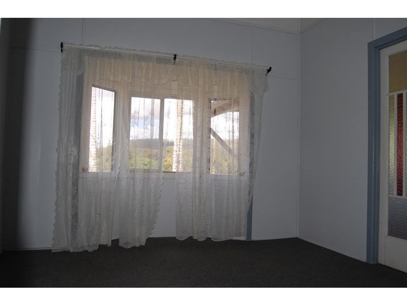 11 Brewers Road, Sarina QLD 4737