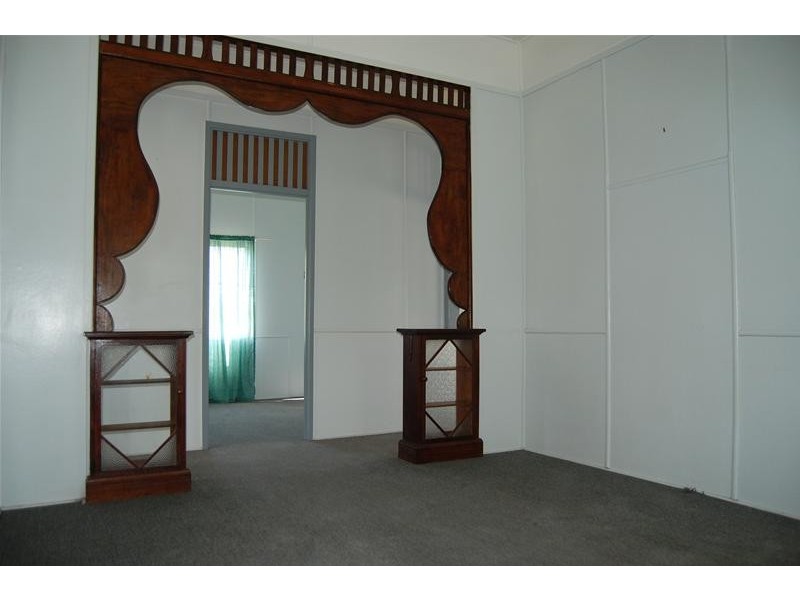 11 Brewers Road, Sarina QLD 4737