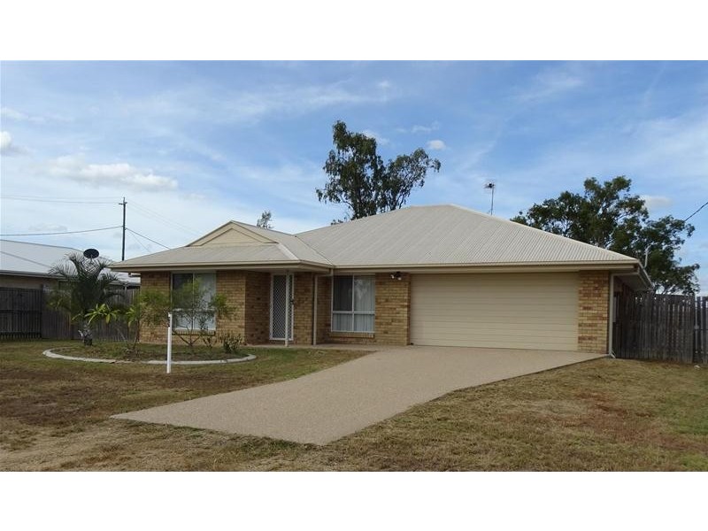 77 St Lawrence Street, Nebo QLD 4742