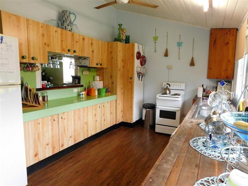 30 Mill Street, Sarina QLD 4737