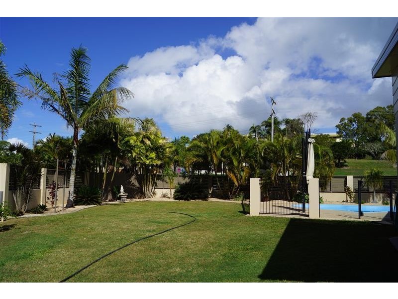 14 Brooksfield Drive, Sarina Beach QLD 4737