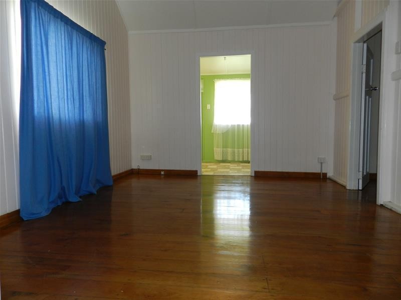 13 Langdon Street, Sarina QLD 4737