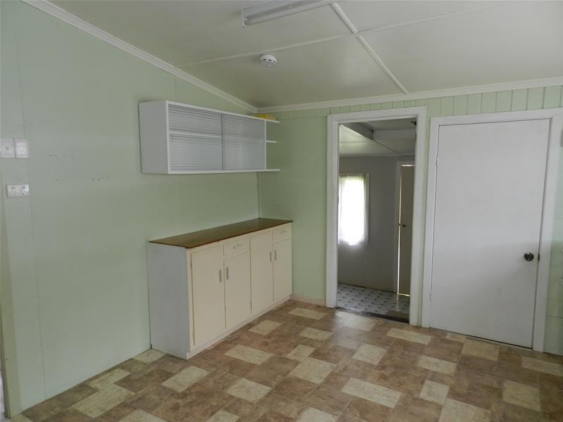 13 Langdon Street, Sarina QLD 4737