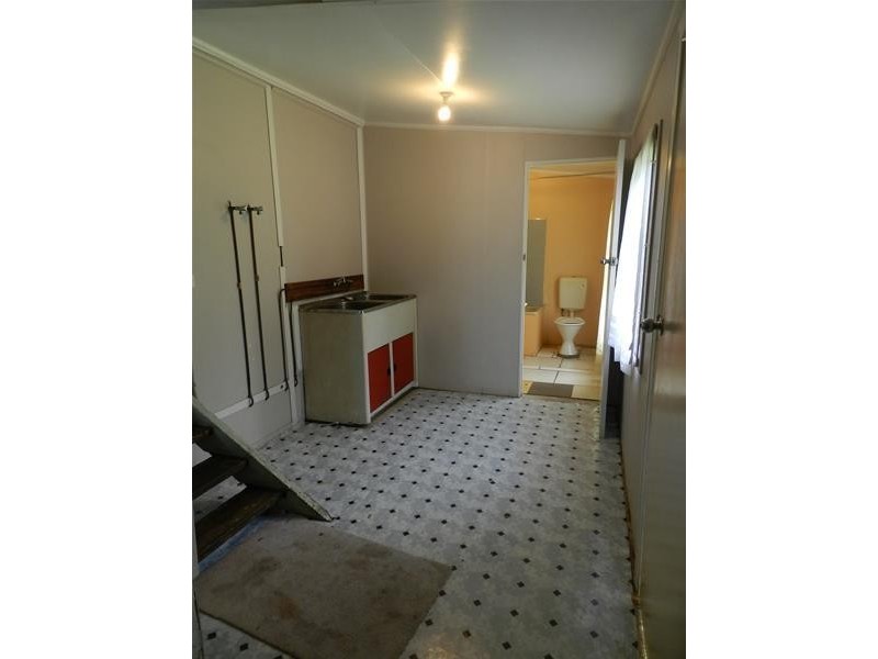 13 Langdon Street, Sarina QLD 4737