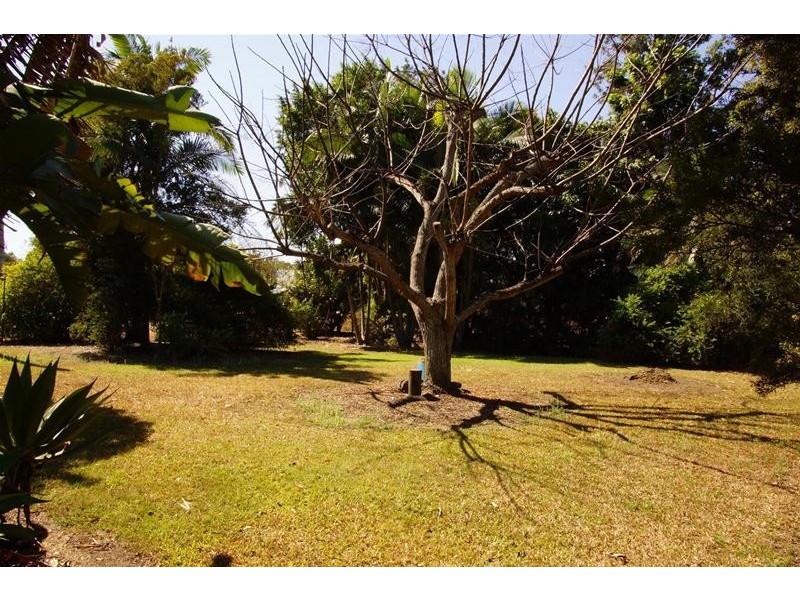 11 Ablett Street, Sarina QLD 4737