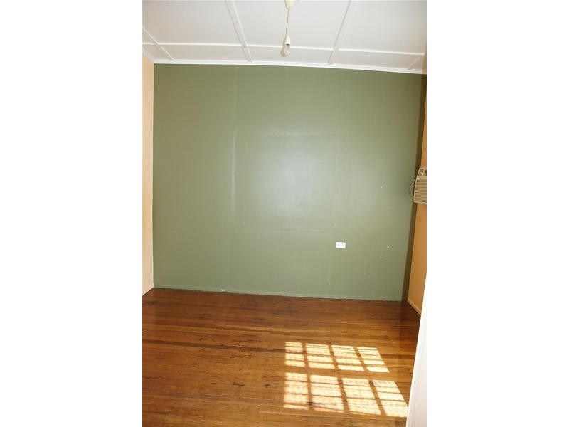 11 Ablett Street, Sarina QLD 4737