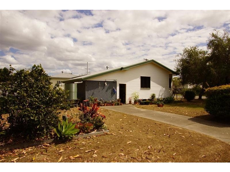 20 Phillips Street, Sarina QLD 4737