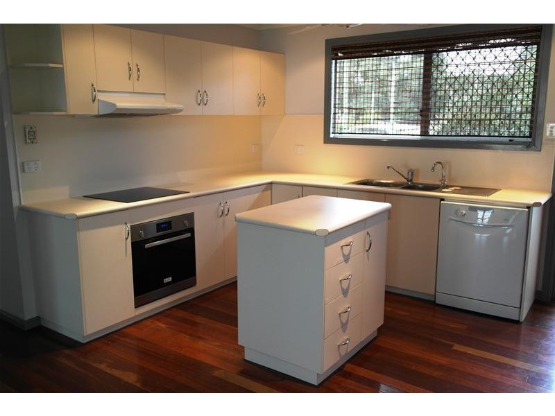 54 Melba Street, Armstrong Beach QLD 4737