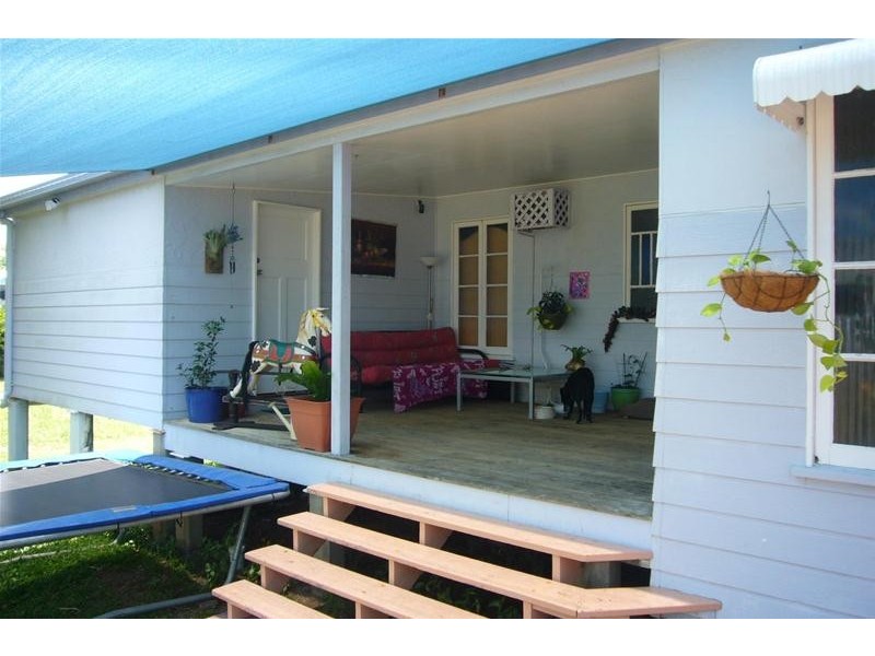 19 Cooper Avenue, Campwin Beach QLD 4737