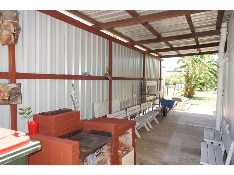 35 Brooks Road, Sarina QLD 4737
