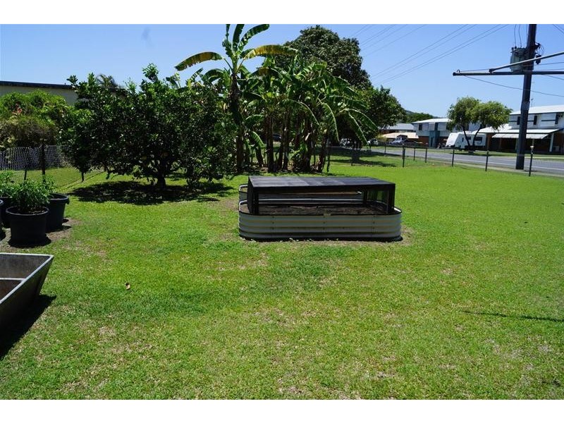 35 Brooks Road, Sarina QLD 4737