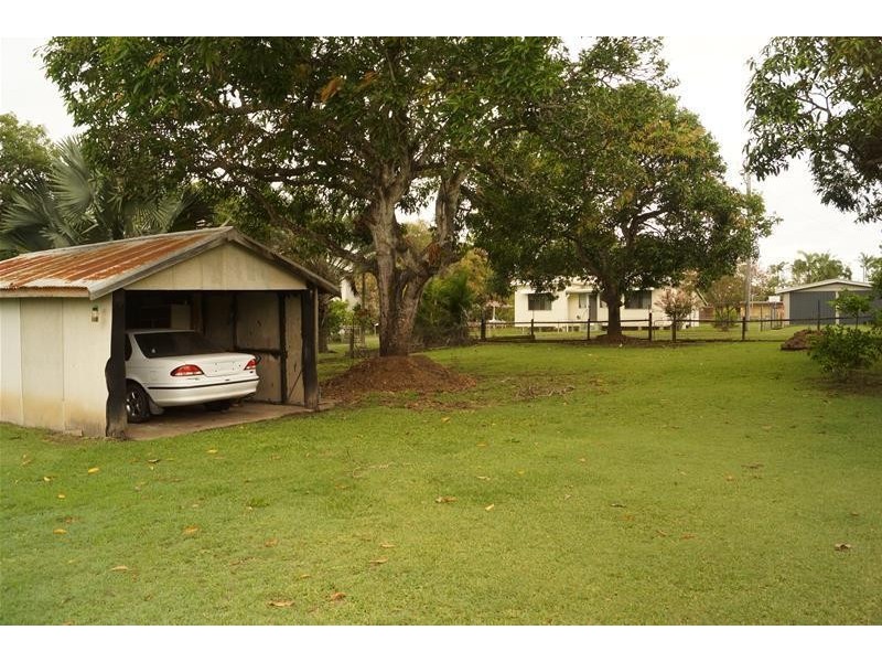 12 Phillip Street, Sarina QLD 4737