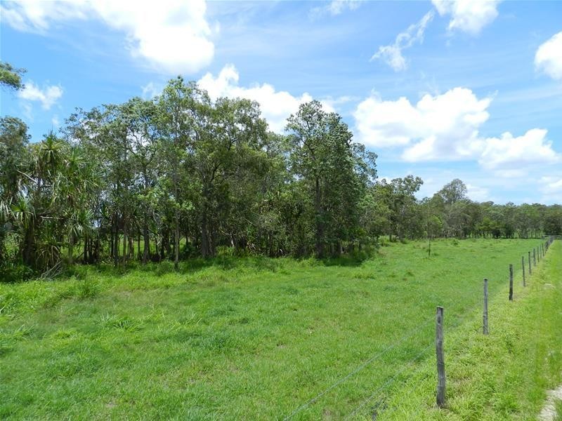 89806 Bruce Highway, Sarina QLD 4737