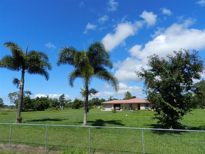 54 Hans Christian Street, Sarina QLD 4737