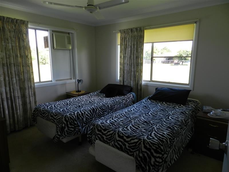 54 Hans Christian Street, Sarina QLD 4737