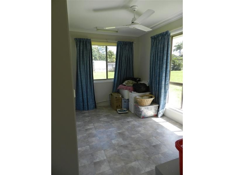 54 Hans Christian Street, Sarina QLD 4737