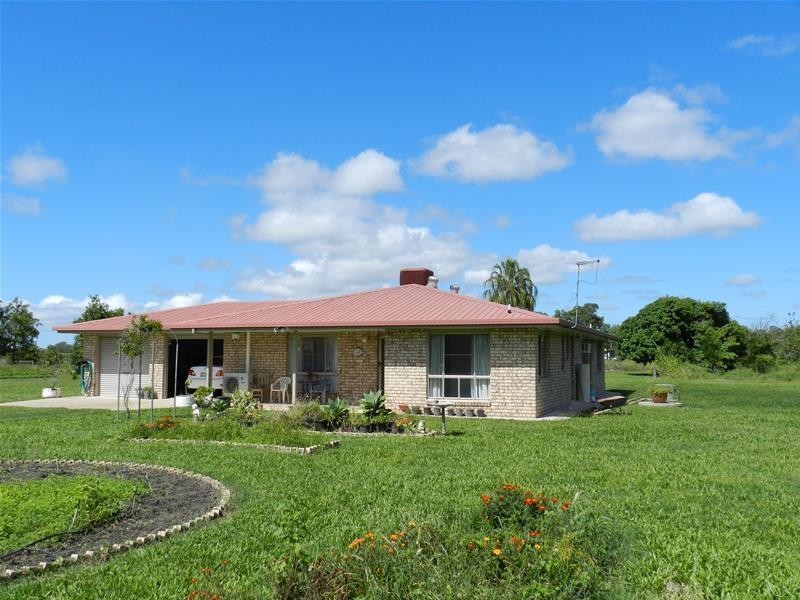 54 Hans Christian Street, Sarina QLD 4737