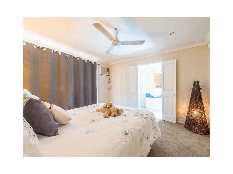 33 Kidston Avenue, Rural View QLD 4740