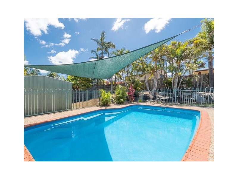 33 Kidston Avenue, Rural View QLD 4740