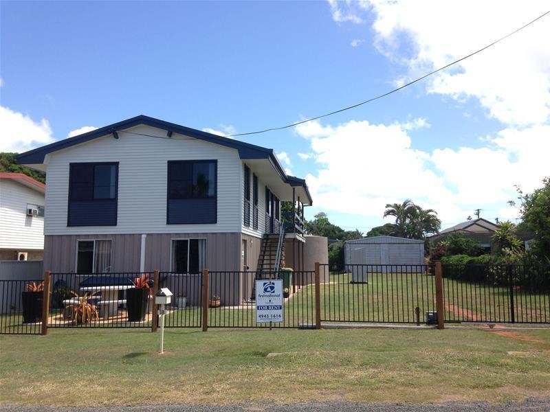 18 McCarthy Street, Hay Point QLD 4740