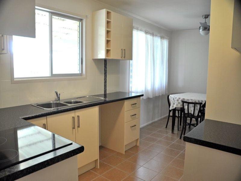 28 Dennis Street, South Mackay QLD 4740