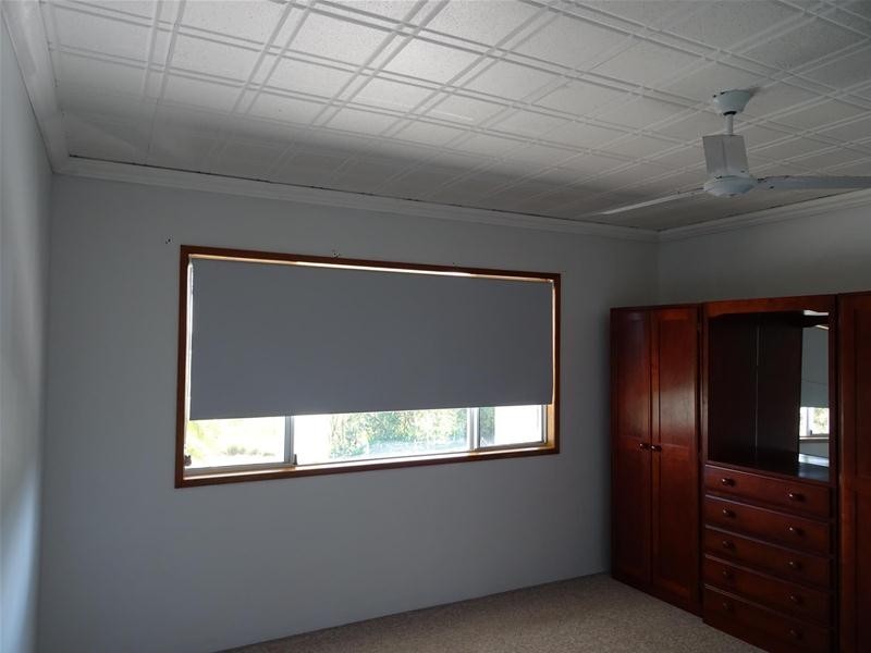 2 Sunset Drive, Sarina Beach QLD 4737