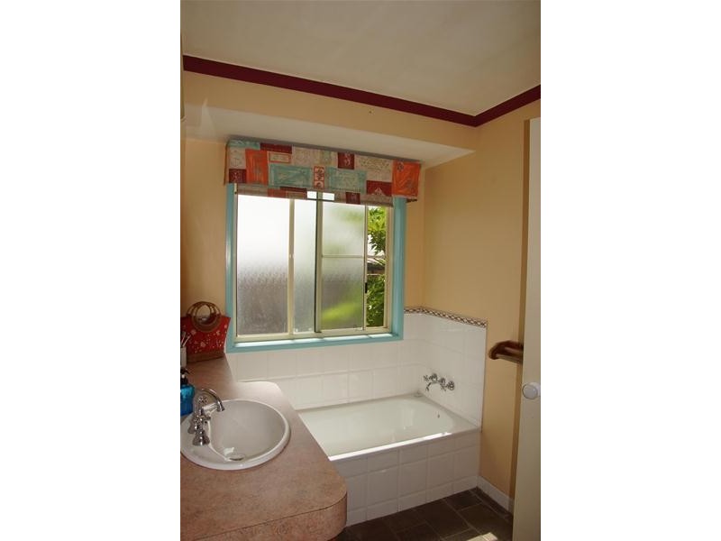 37 Luscombe Street, Walkerston QLD 4751