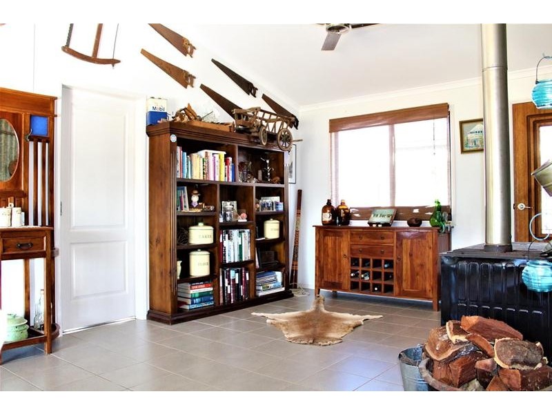 524 St Lawrence Connection Road, St Lawrence QLD 4707