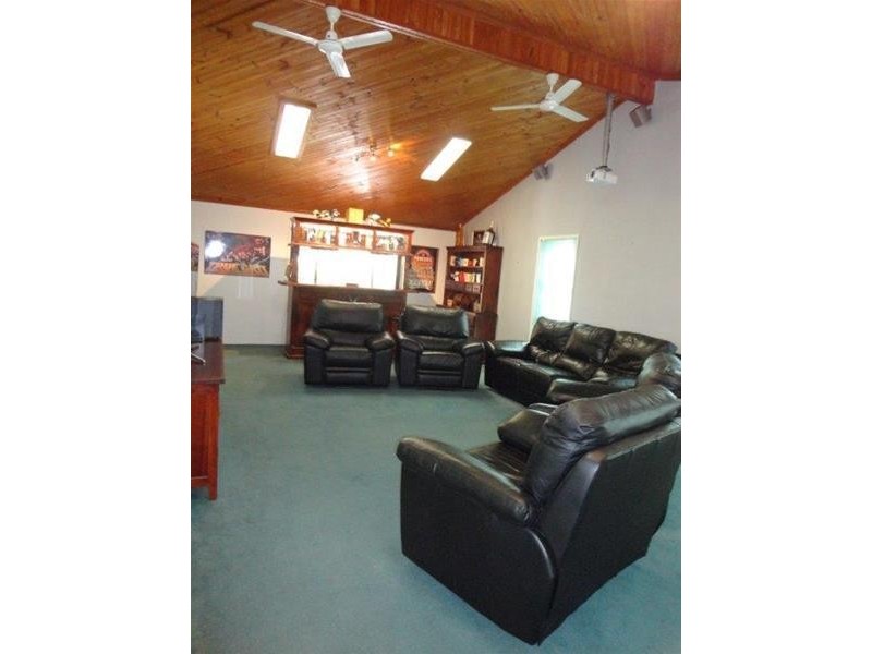 27 Charles Hodge Avenue, Mount Pleasant QLD 4740