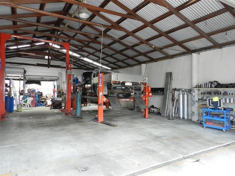 46 Broad Street (Sarina Mufflers & Brakes), Sarina QLD 4737