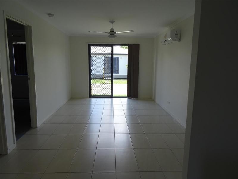 1/36 Kemmis Street, Nebo QLD 4742