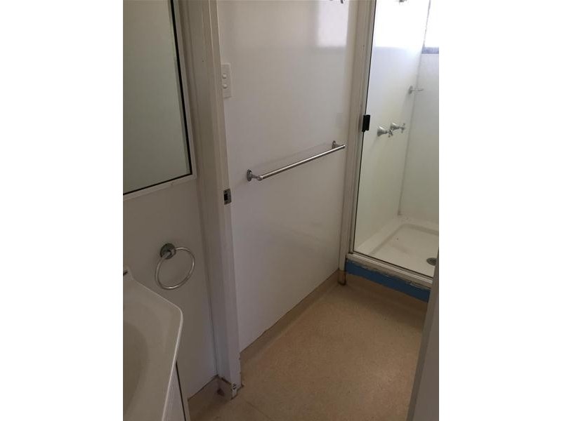 2/33 Reynolds Street, Nebo QLD 4742