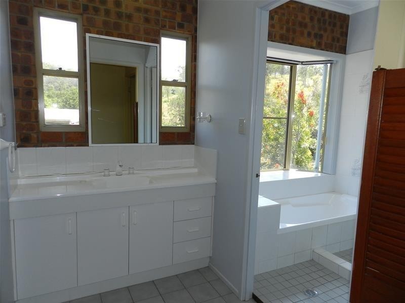 178 Walsh Road, Sarina QLD 4737